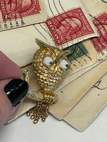 Avon Google Eye Owl Brooch Bloomers and Frocks